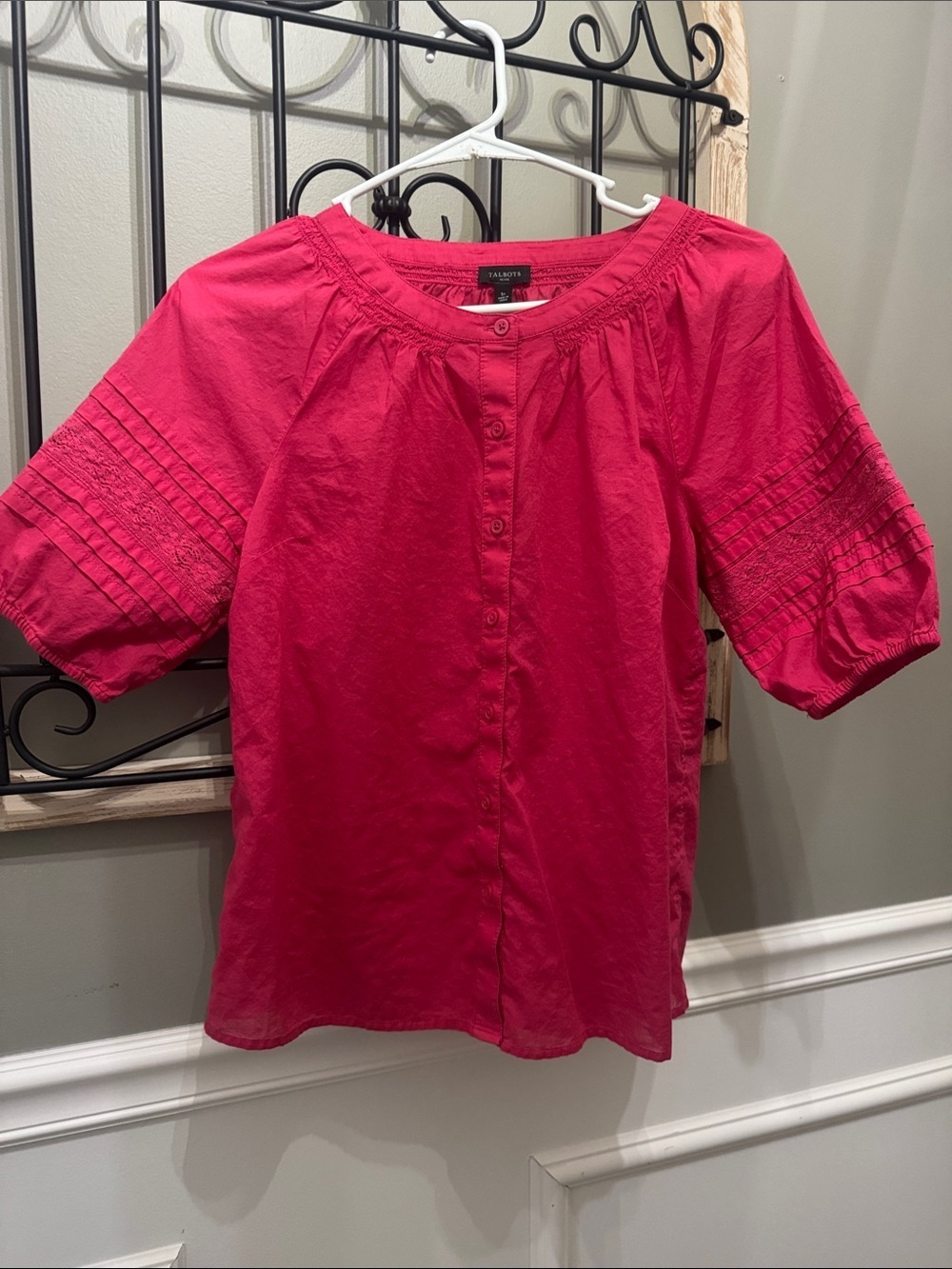 Talbots petite S Hot Pink Button-Front Puff Sleeve Blouse cotton casual - Picture 1 of 7